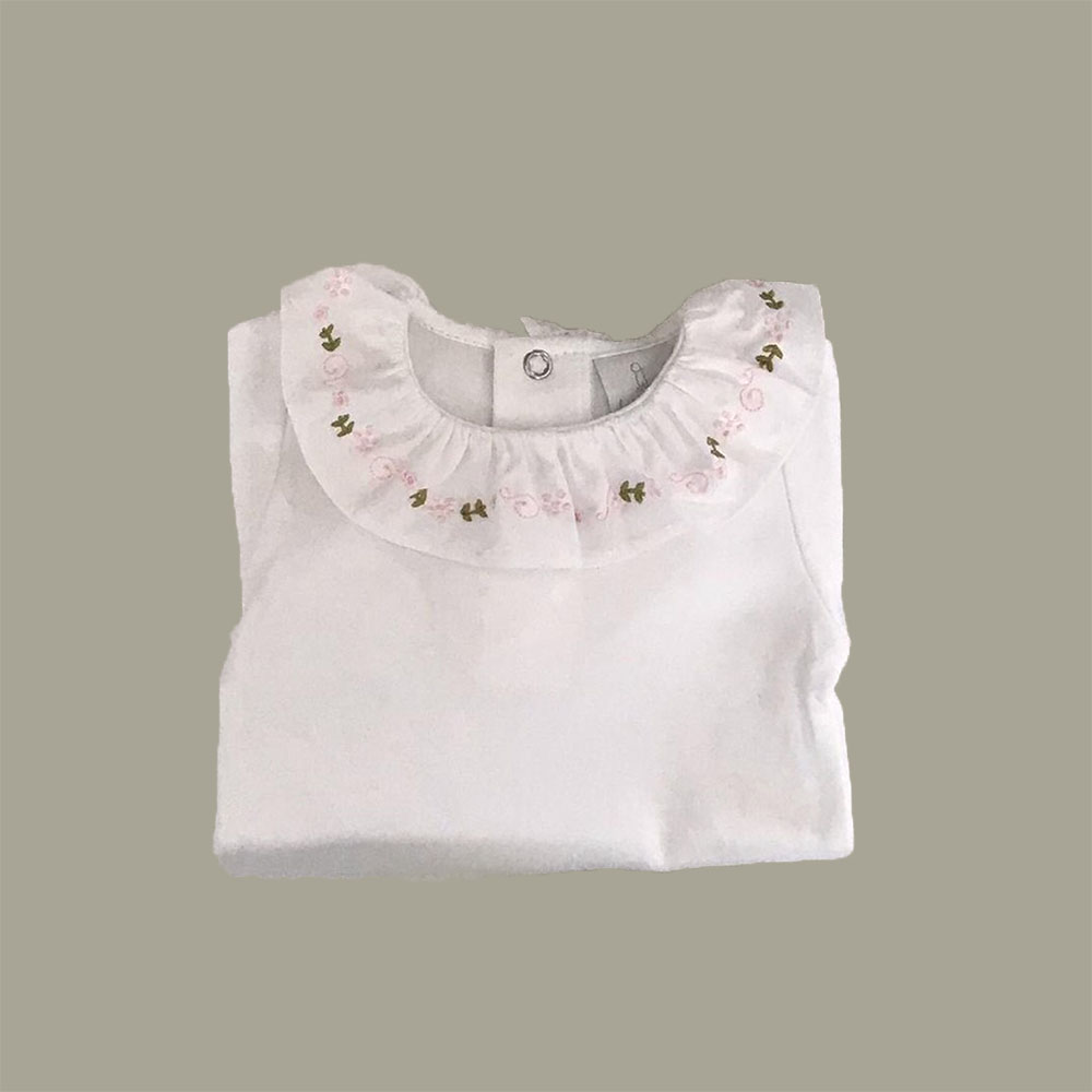 Body com gola bordada